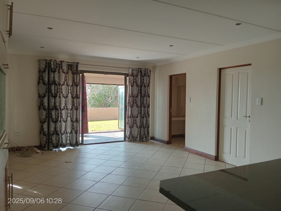 To Let 4 Bedroom Property for Rent in Cashan North West